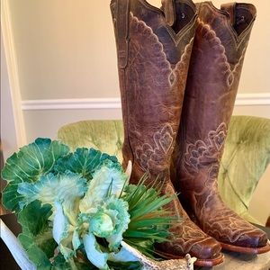 Women’s Tony Lama cowgirl boots